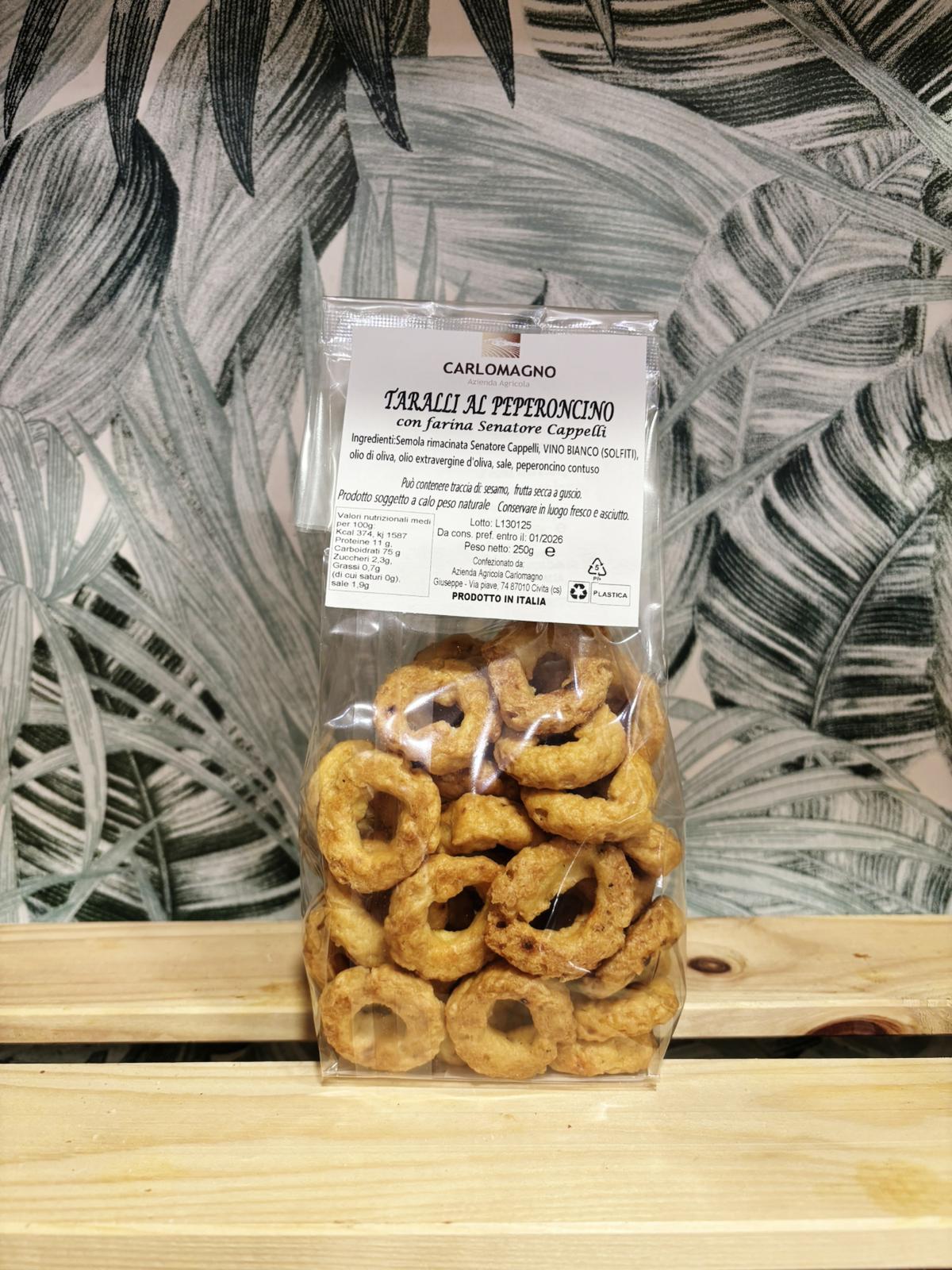 Taralli al Peperoncino – con farina Senatore Cappelli