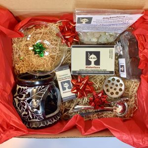 Idea Regalo Natalizia Confezione Incenso Oman con i prodotti Frankincenso Boswellia Sacra. AllubanSacra